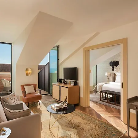 The Ivens, Autograph Collection Лиссабон