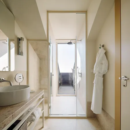 Hotell The Ivens, Autograph Collection 5*