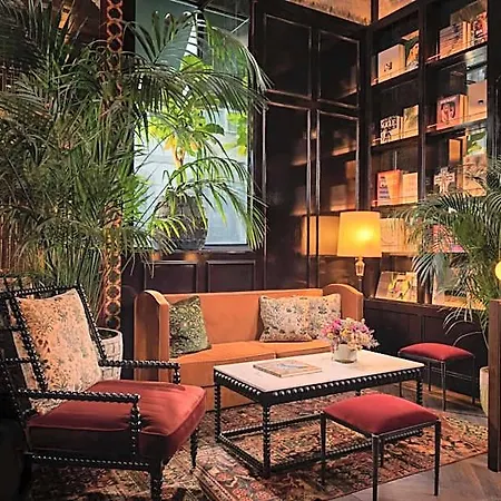 The Ivens, Autograph Collection Hotell