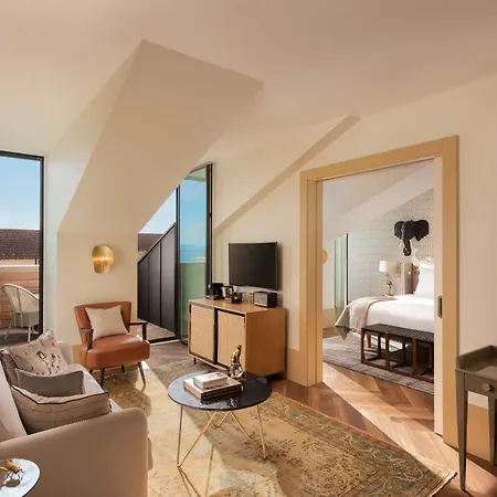 The Ivens, Autograph Collection Lisboa